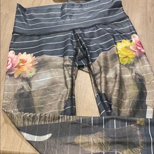 Teeki elephant leggings